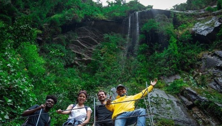 Lee más sobre el artículo Discover Colombia’s Tallest Waterfall: Your Ultimate Chorrera Park Guide