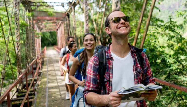 Lee más sobre el artículo Discover Top Day Trips from Bogotá: Cultural and Natural Highlights